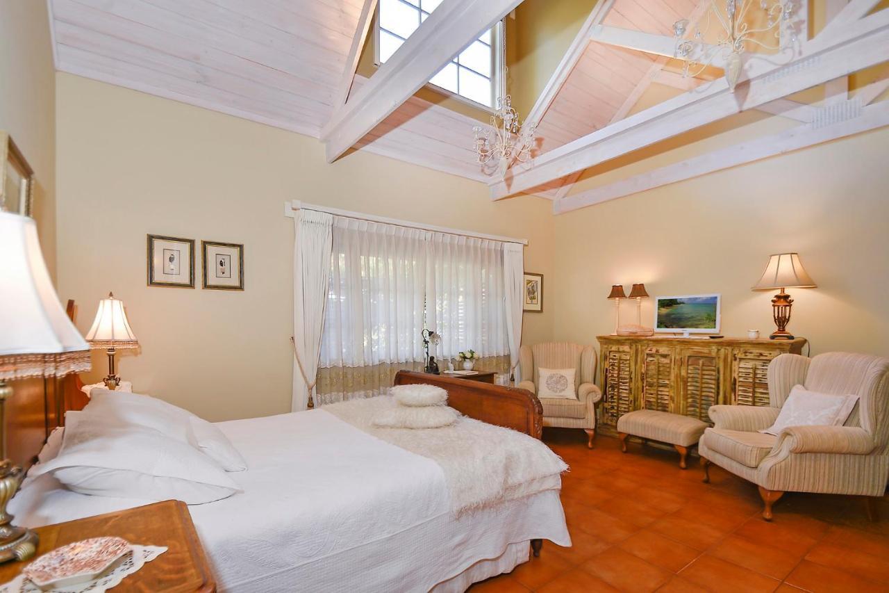 Ford House Bed & Breakfast 브릿지타운 외부 사진